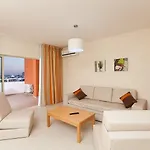 Urban Flamingo Aparthotel Portimao